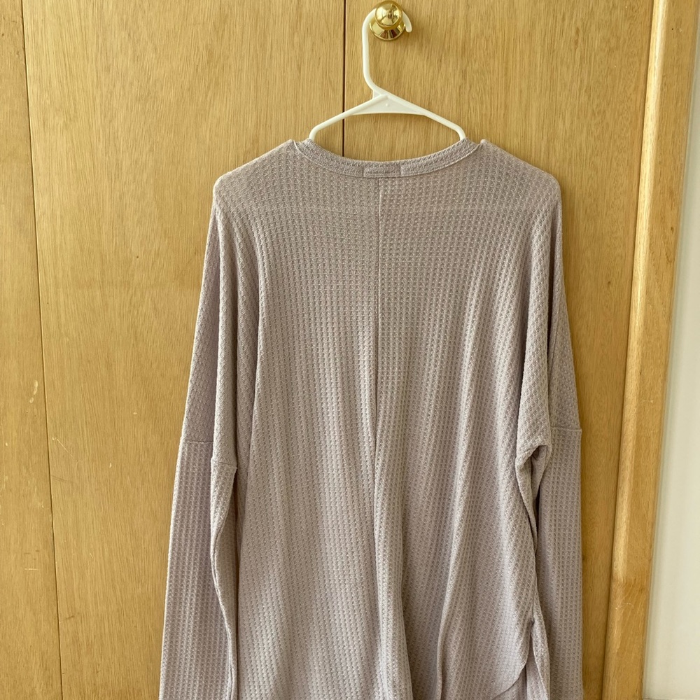 Stylish & everyday cardigan! Light purple, size L, worn only once - Picture 3 of 3